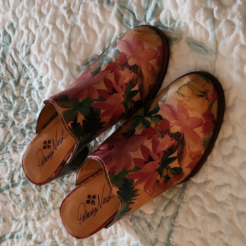Patricia Nash Mules